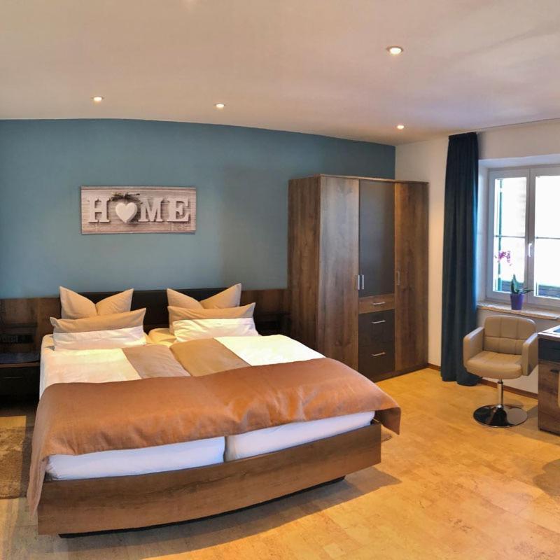 Hotel Restaurant Hausberg Garmisch-Partenkirchen Dış mekan fotoğraf